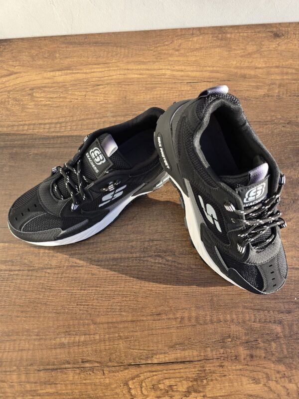 Skechers 2