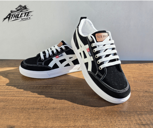 حذاء كلاسيكي  Style Converse  رجالي بجودة عالية – خفيف وثابت في المشي للاستعمال اليومي